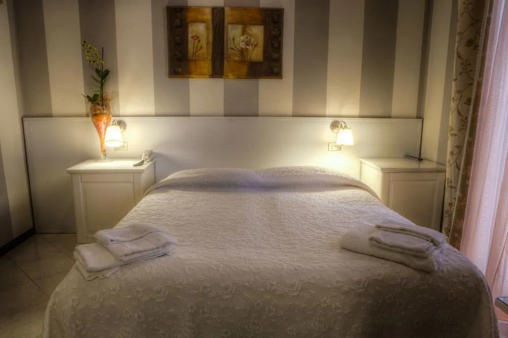 Hotel Villa Pina Milano Marittima