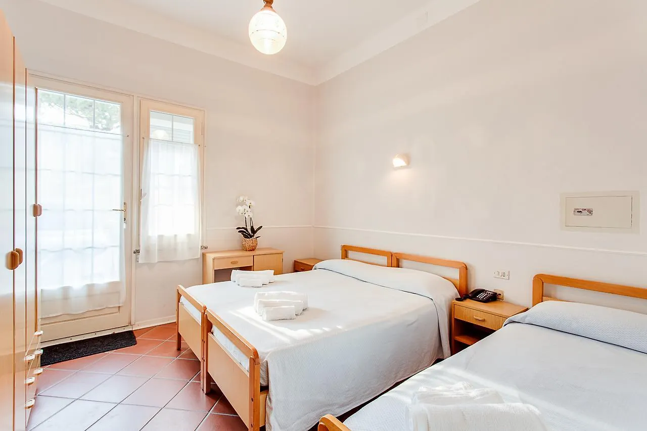 ***  Hotel Villa Pina Milano Marittima Italien