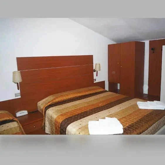 Hotel Villa Pina Milano Marittima 3*,  Italy
